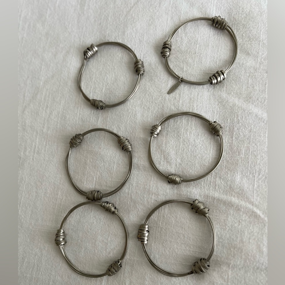 Handmade brass bangles - Picture 3 of 5